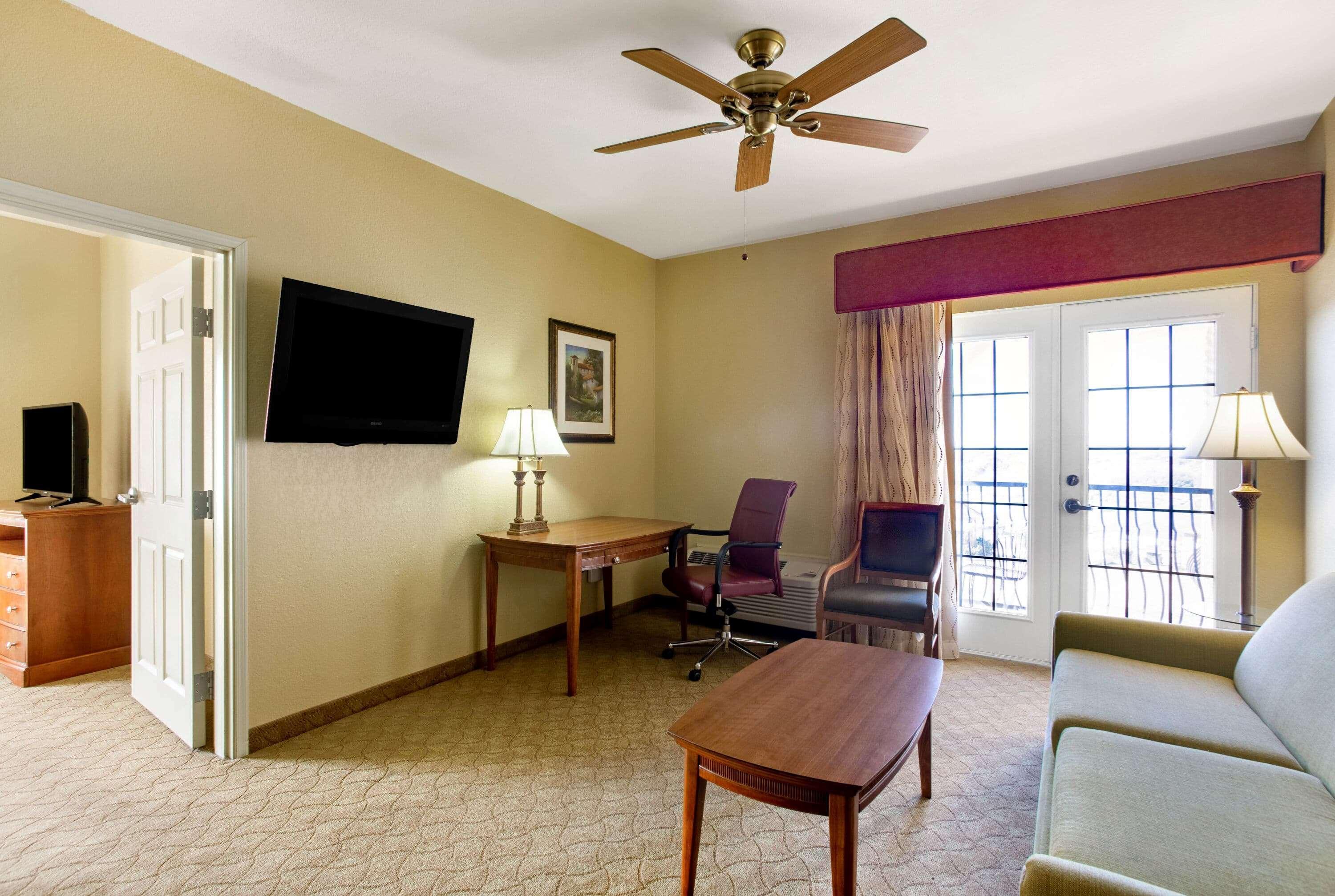 La Quinta By Wyndham Marble Falls Exterior photo